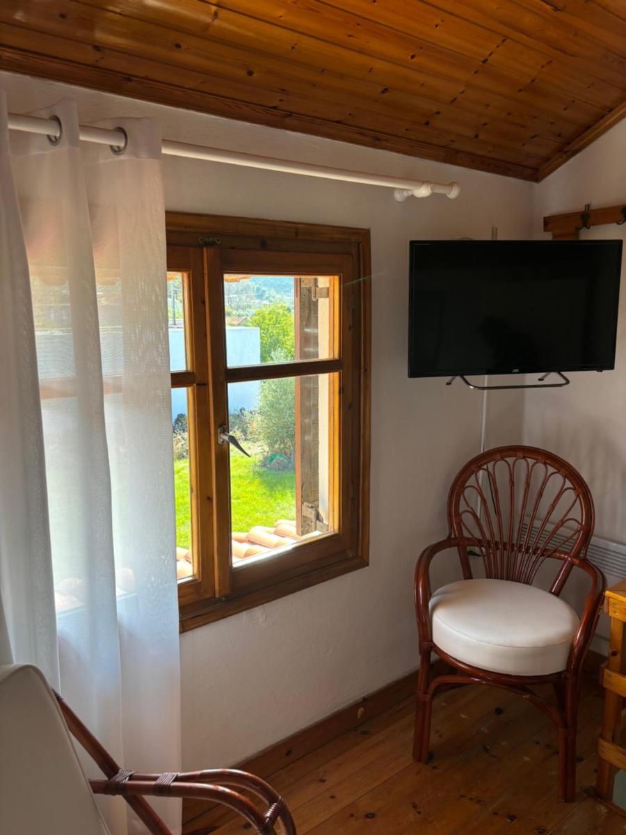 Marias Apartments - Housity