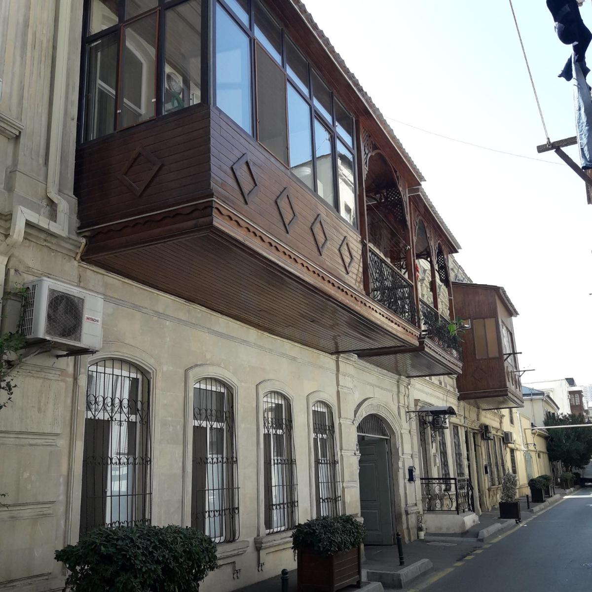 3 Bedrooms Old Street Apartment - Housity