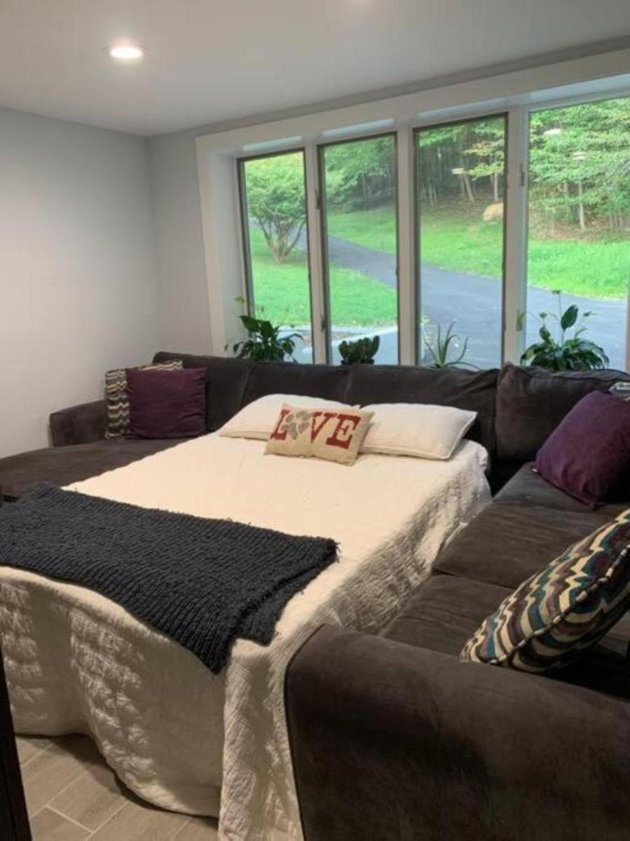 The Suite at Pound Ridge - Housity