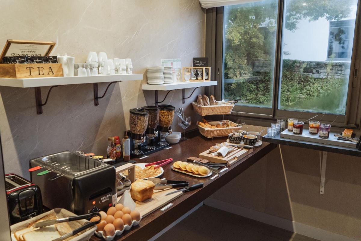 Nourriture dans l'hôtel ou à proximité