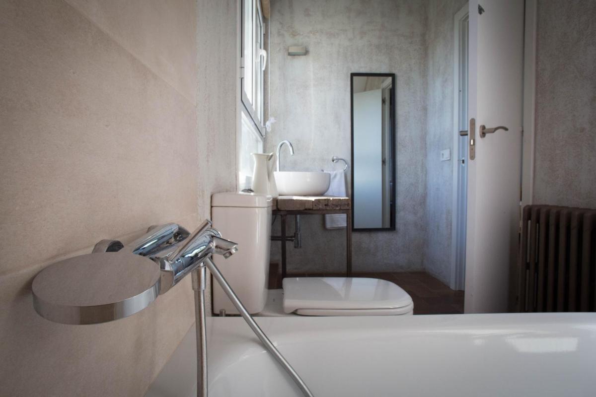 Attic dels Sentits - Housity