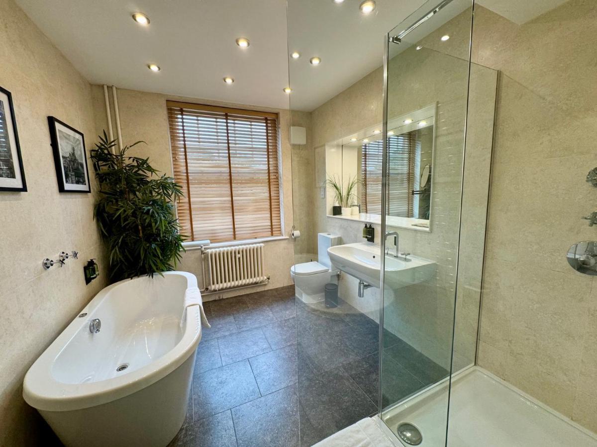 Charlotte House Hotel - Housity