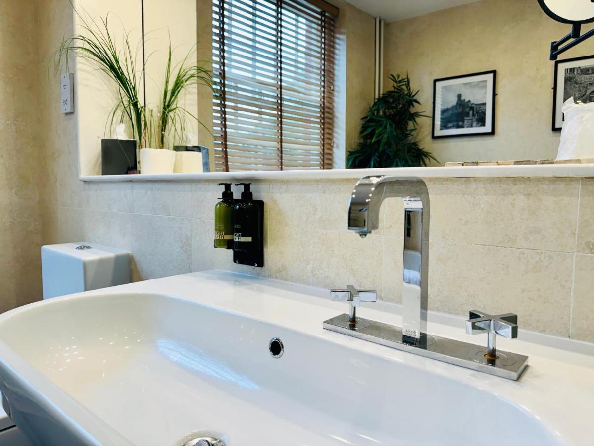 Charlotte House Hotel - Housity