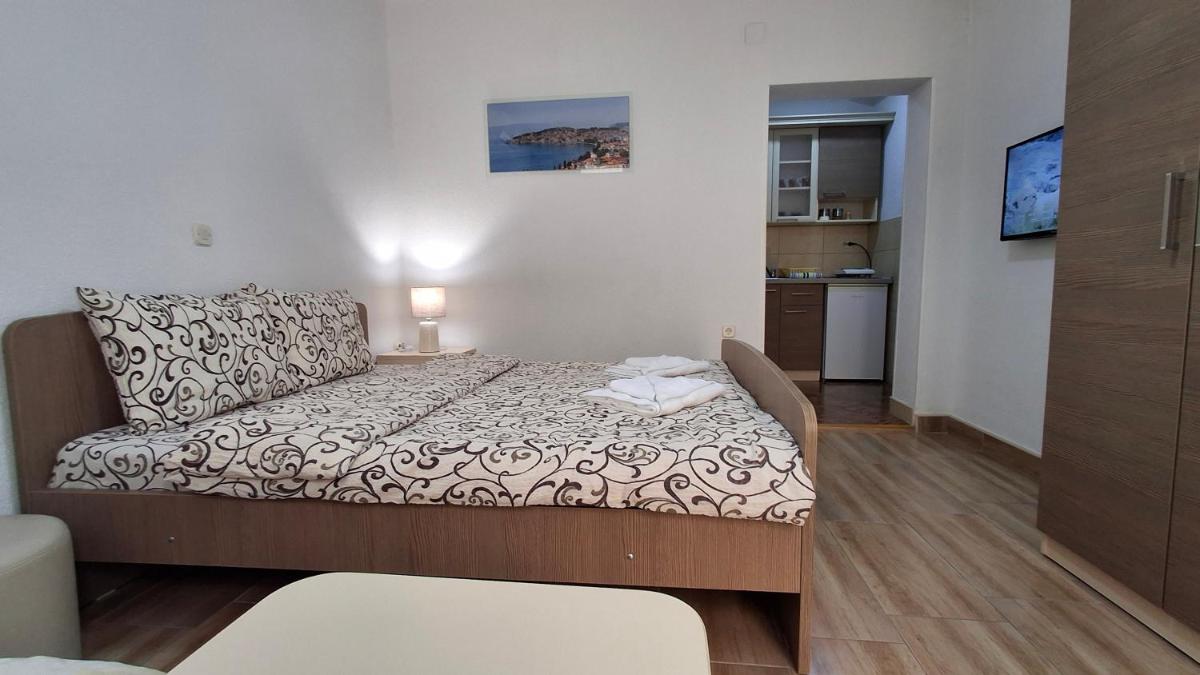 Apartments Tomic - Housity