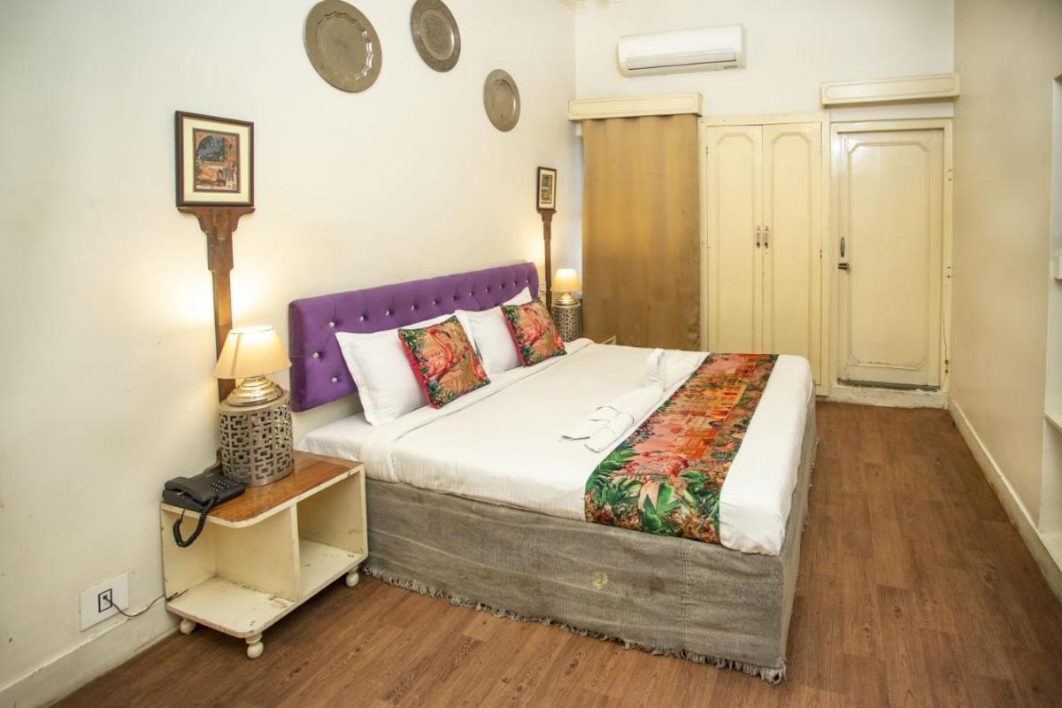Hotel Pink Palace - Housity