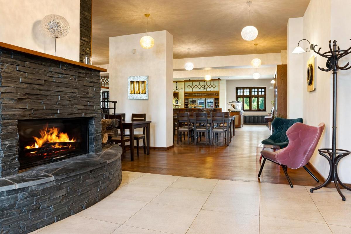 Hotel Franz - Housity