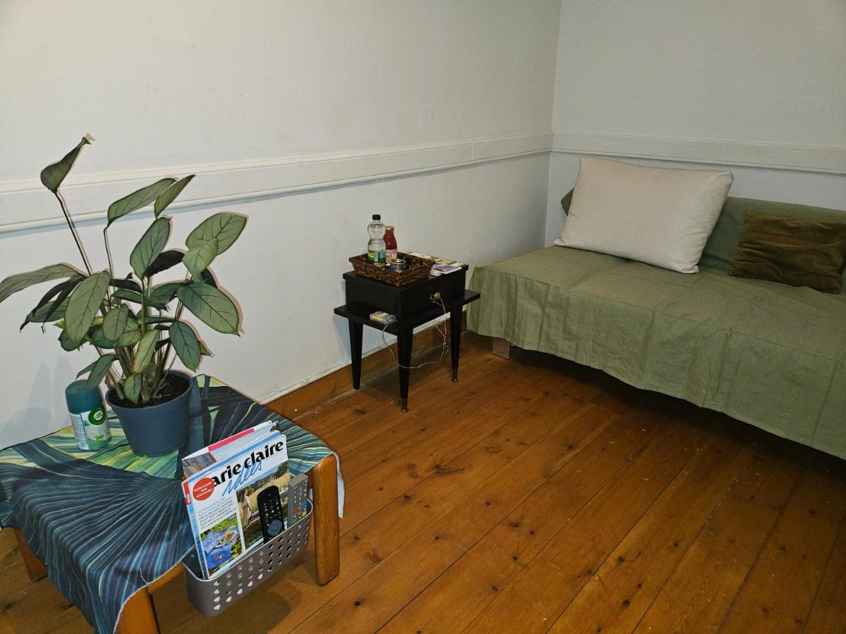 Vintage Tocane - Housity