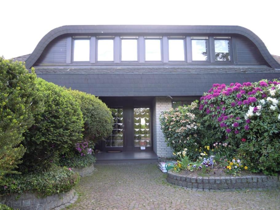 80 qm Ferienwohnung Vanessa, TOP- Lage von Warendorf,5 Tage ÜN minimum - Housity