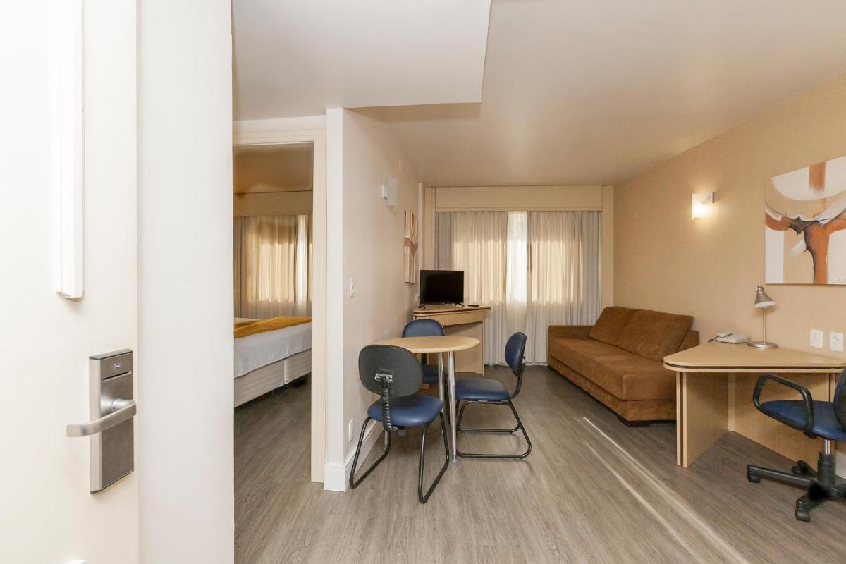 Tri Hotel Vittoria Bento - Housity