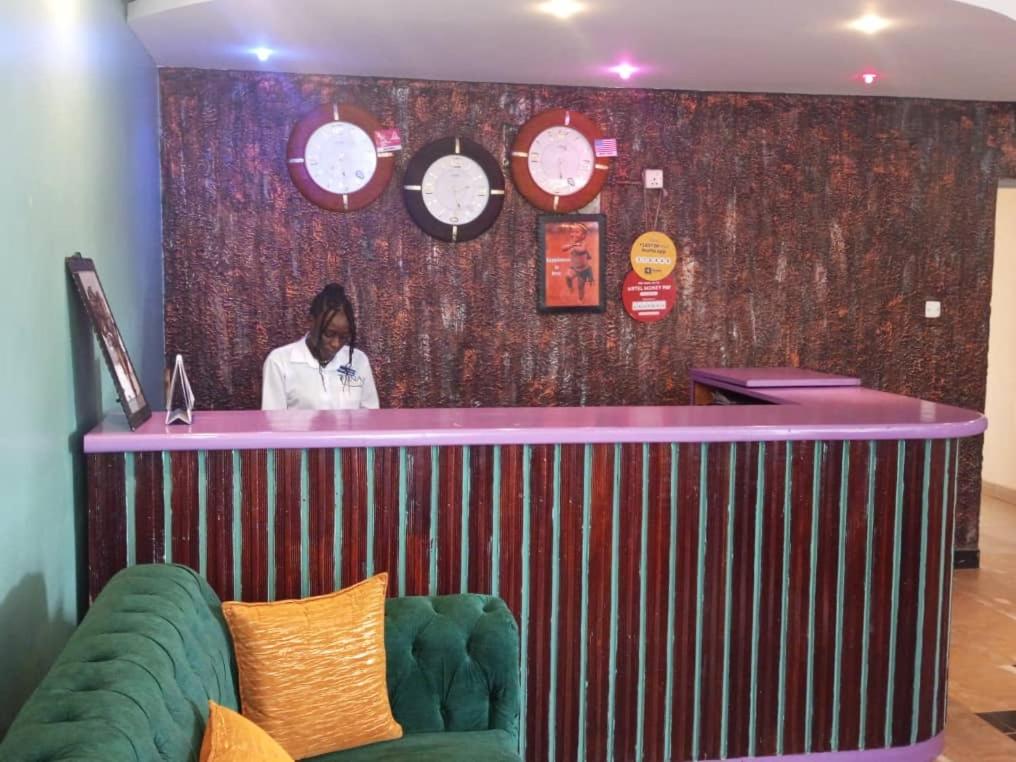 Tina Ma Hotel - Housity