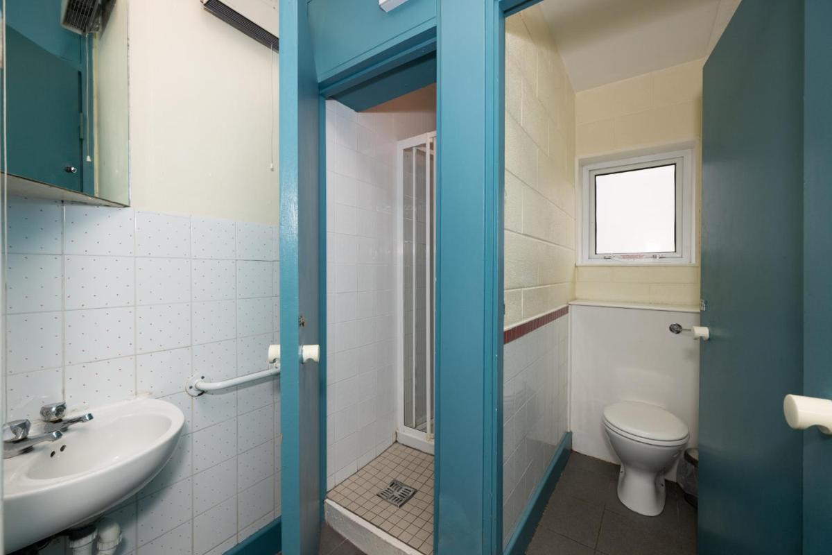 Castlewhite - UCC Summer Beds - Housity