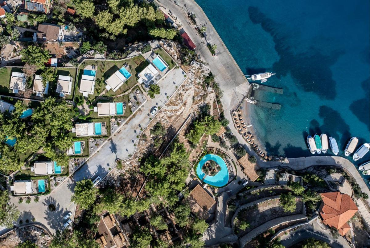 Z-Villas Beach Hotel - Housity