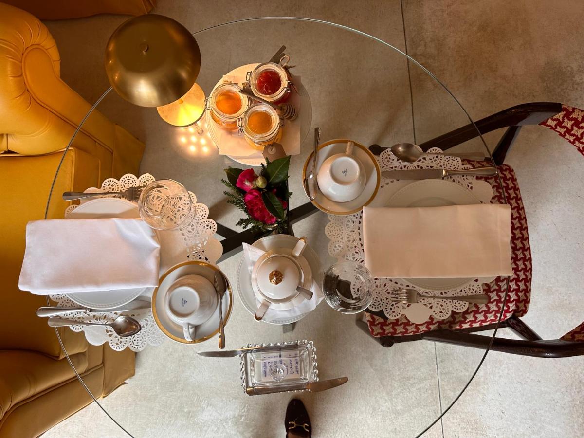 Uma área de estar em Carmo's Boutique Hotel - Small Luxury Hotels of the World