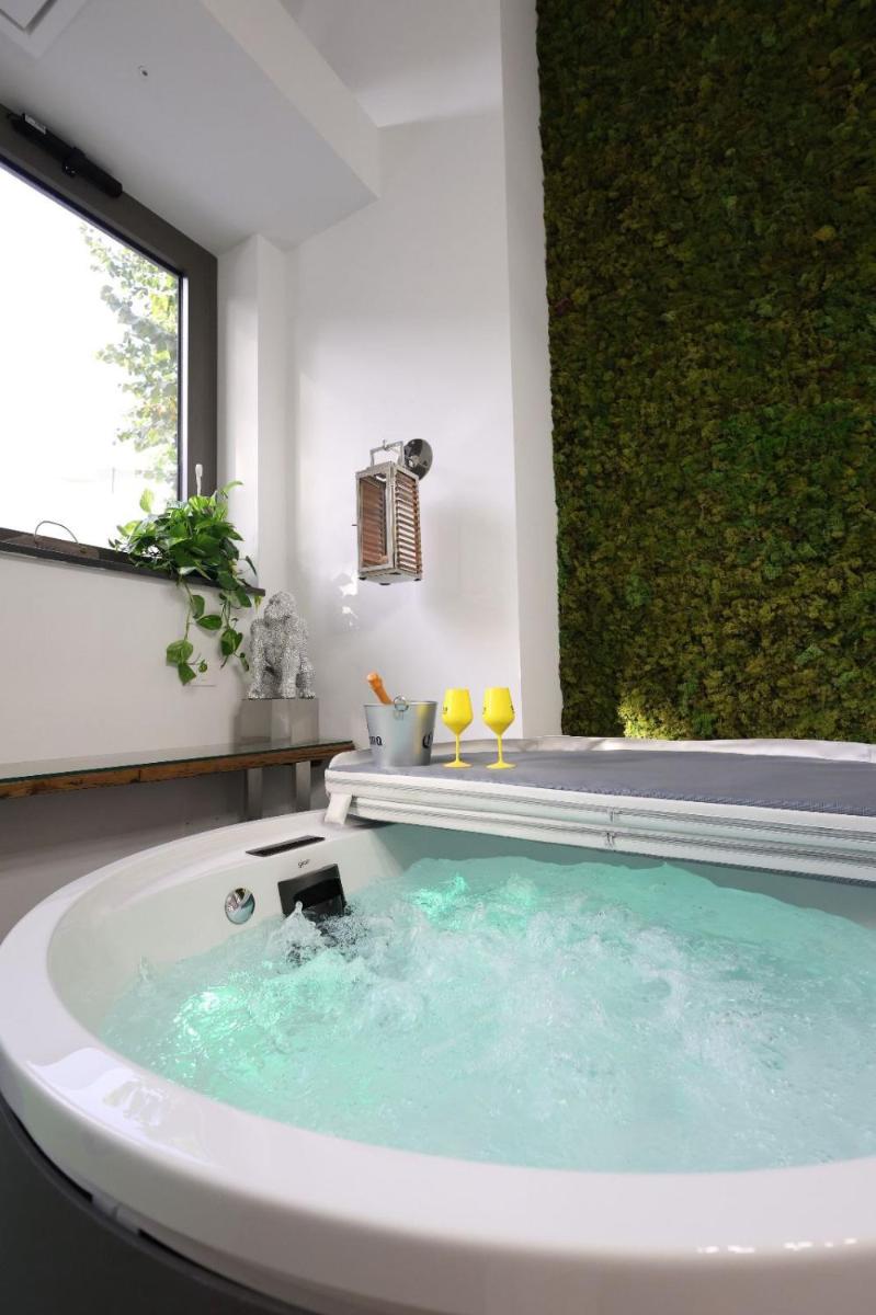 J Luxury Home - Hizvo
