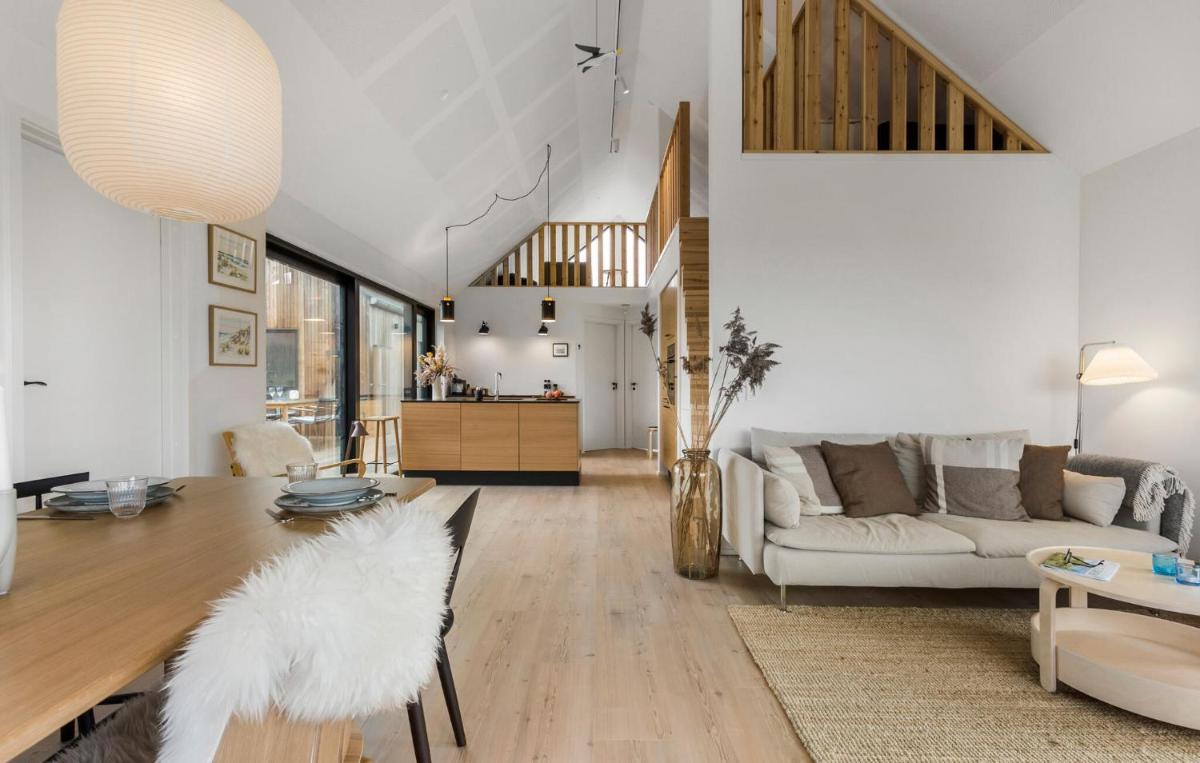 Nice Home In Skagen With House A Panoramic View - Housity