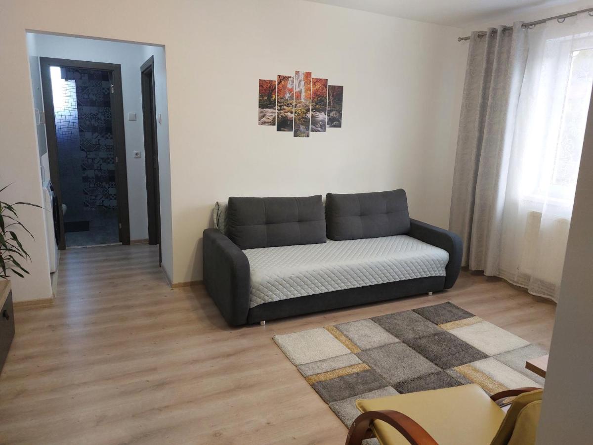 La Radu - Housity