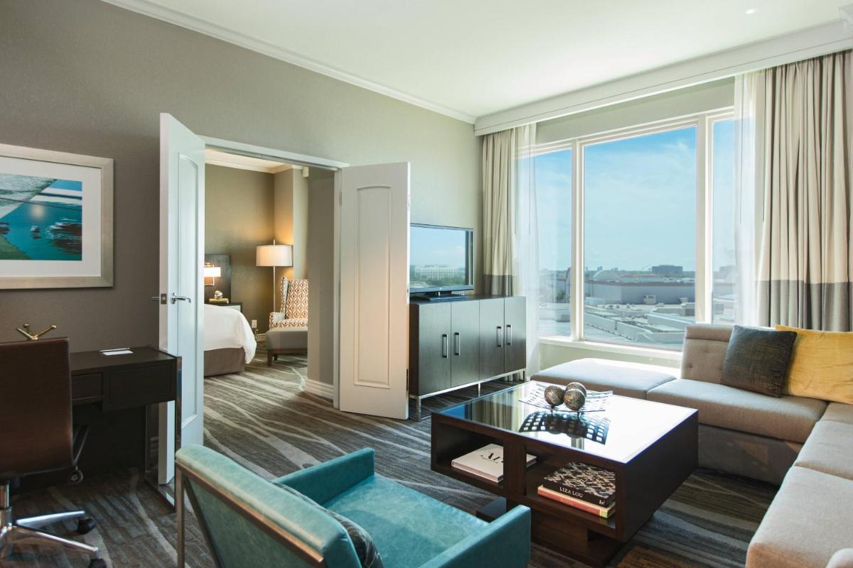 Renaissance Tampa International Plaza Hotel - Housity