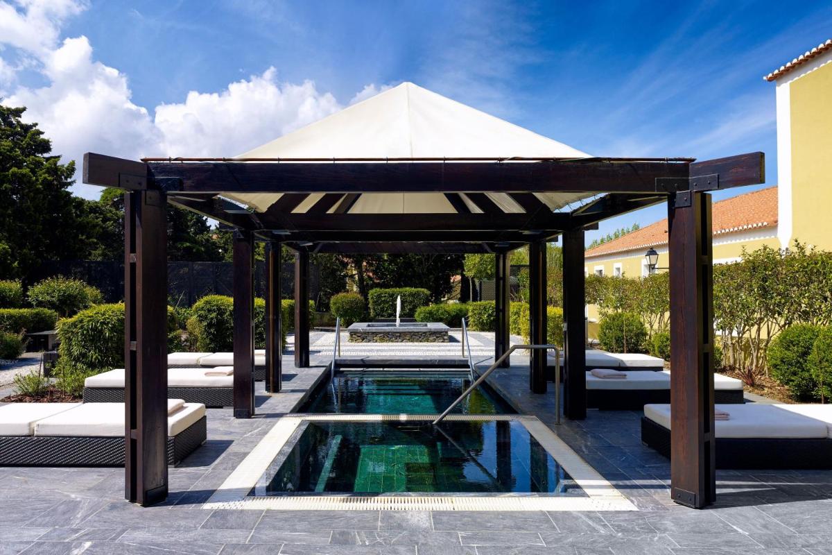 A piscina em ou perto de Penha Longa Resort