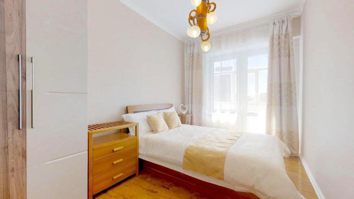 125m2 new apartment, 5 rooms with airport pickup - Housity