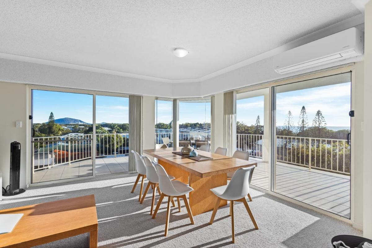 Ocean View 3 bedroom Apartment - Housity