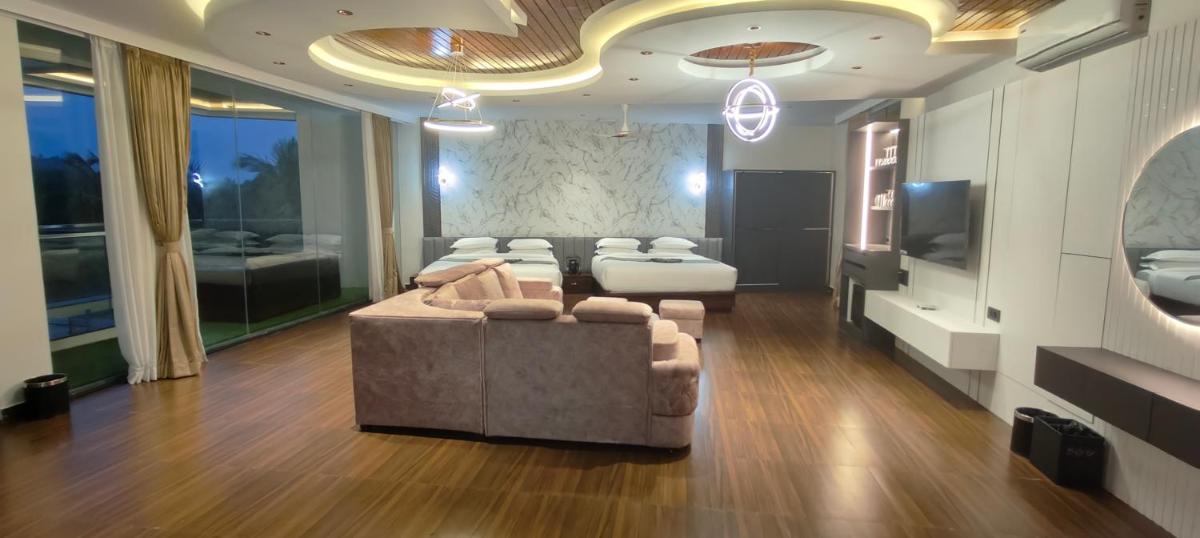 SILVER CLOUD - Housity