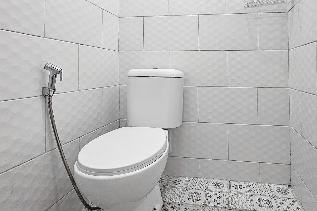 Urbanview Orchid Guest House - Housity