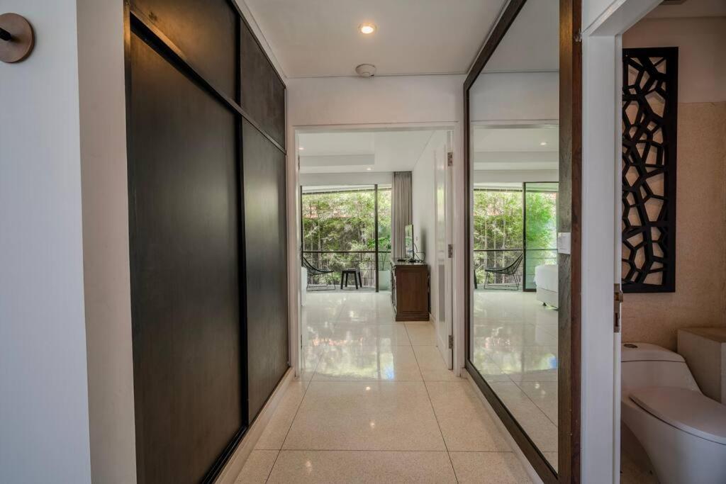 Palm Tree House 5 Bedroom In Central Canggu - Housity