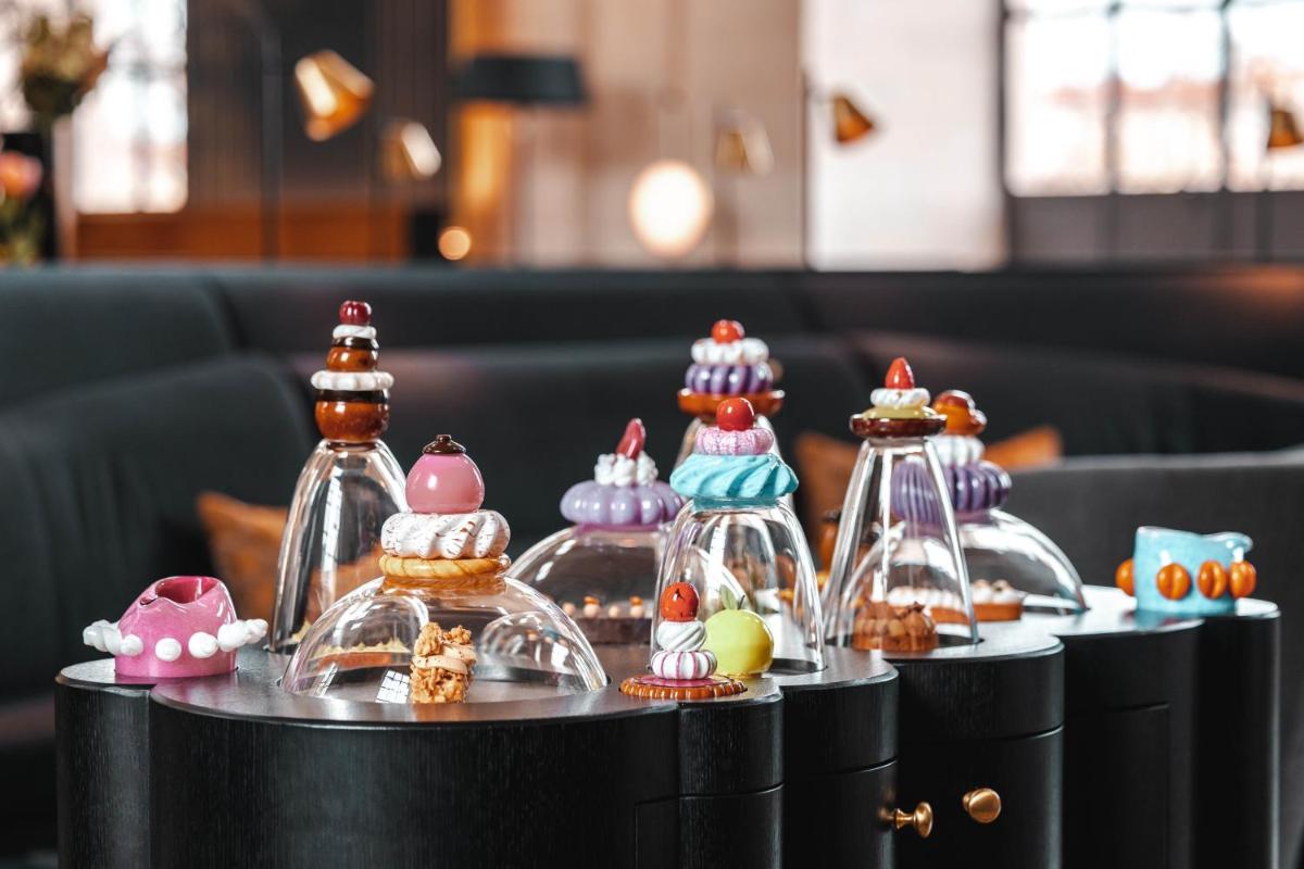 Nourriture dans l'hôtel ou à proximité