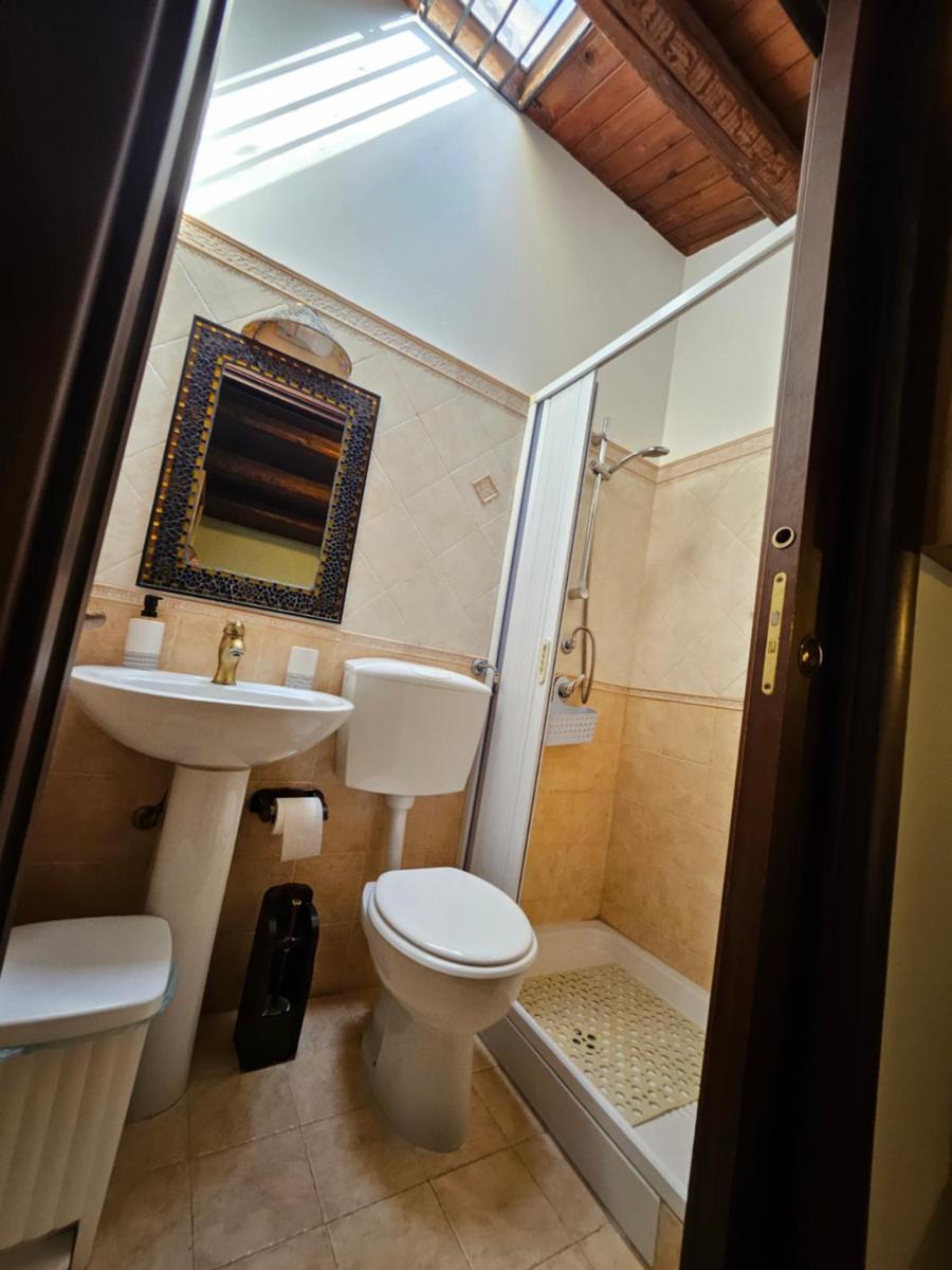 casa Ennio by Villa Paola Ciminna - Housity