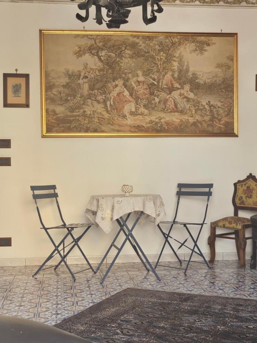 casa Ennio by Villa Paola Ciminna - Housity