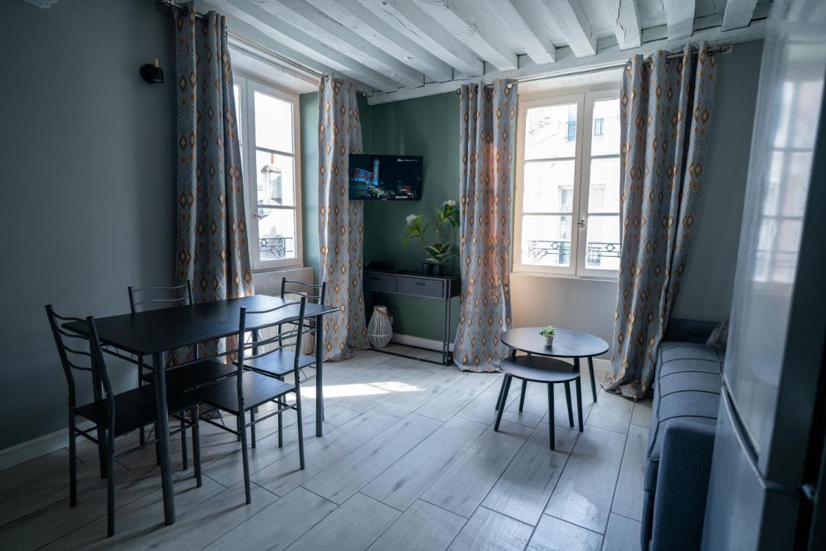 CELESTE APPART - Grand appartement centre ville - Refait à neuf - Housity
