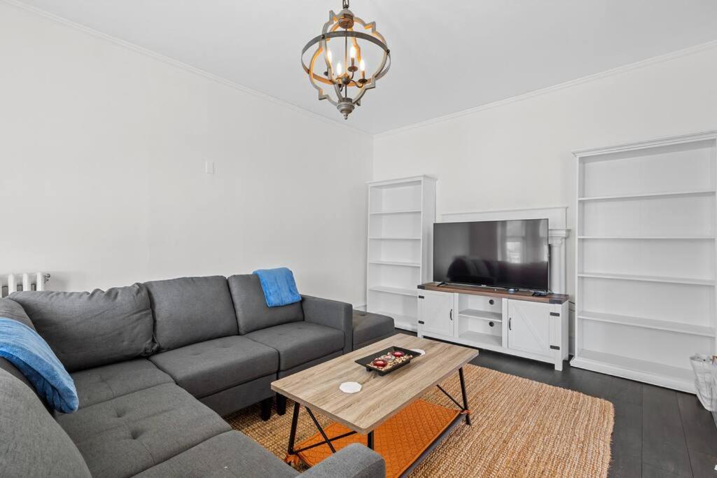 B&B's Summerside Getaway - Housity