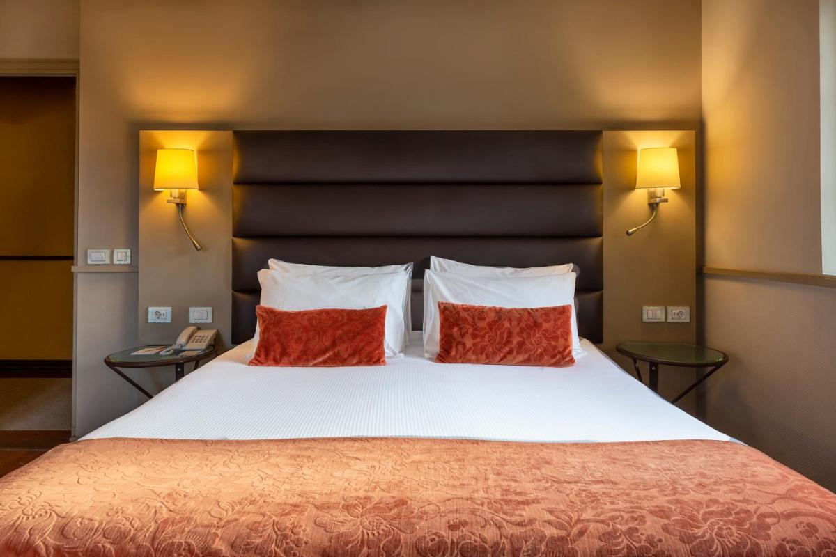 Cama o camas de una habitación en Hospes Palacio de San Esteban, a Member of Design Hotels