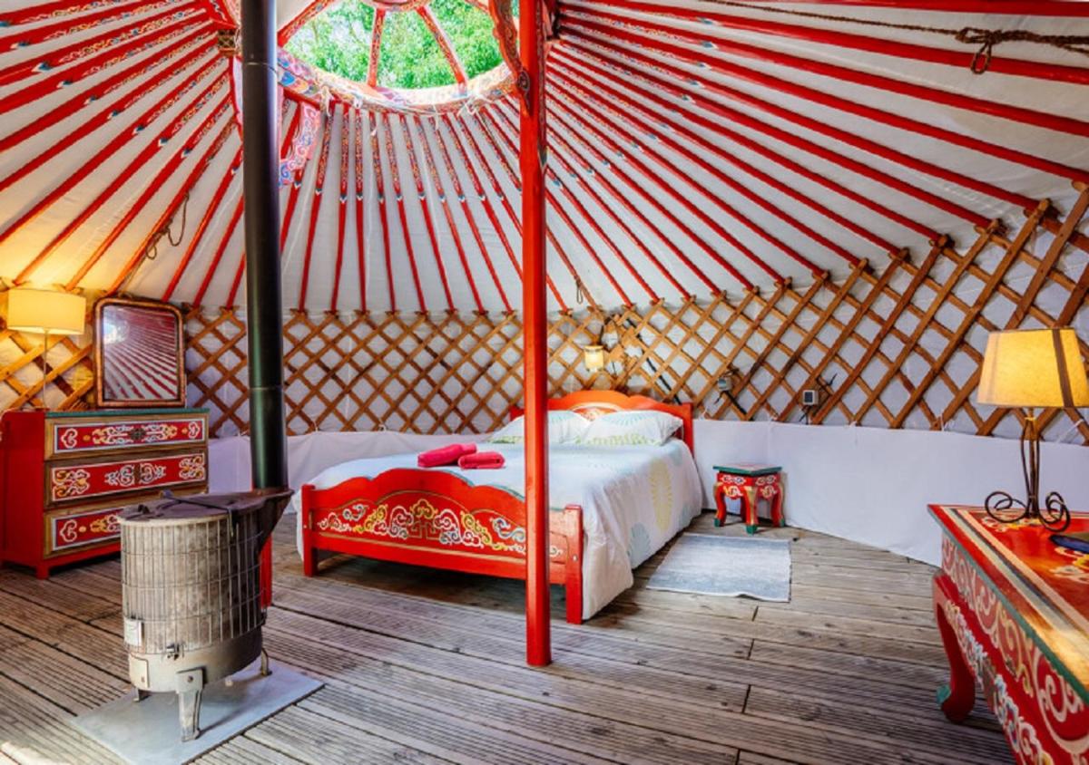 Chambre d'hôtes Au bout de l'île - La toue sablière - Housity