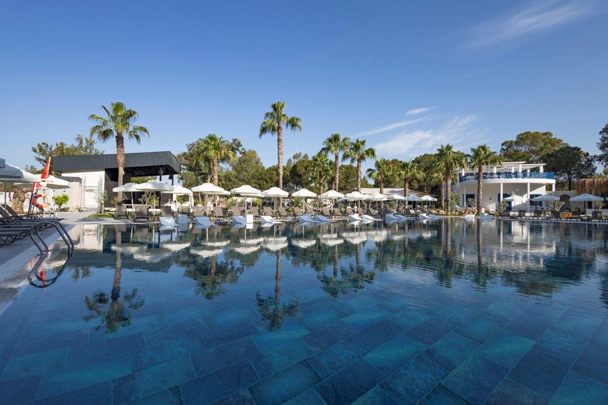 Berry Blue Hotels - Housity