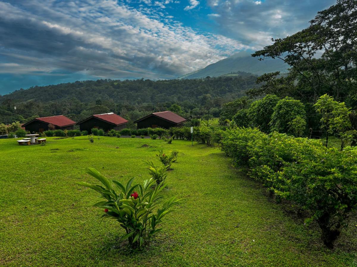Arenal Roca Lodge & Bungalows - Housity
