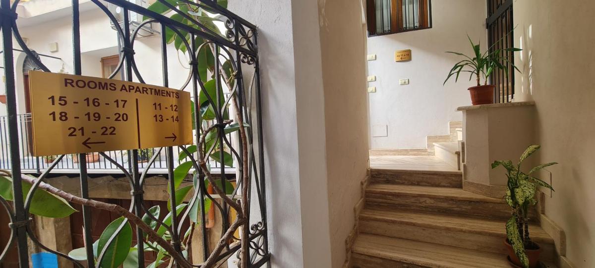 Il Museo di Teresa piazza del Teatro - Housity