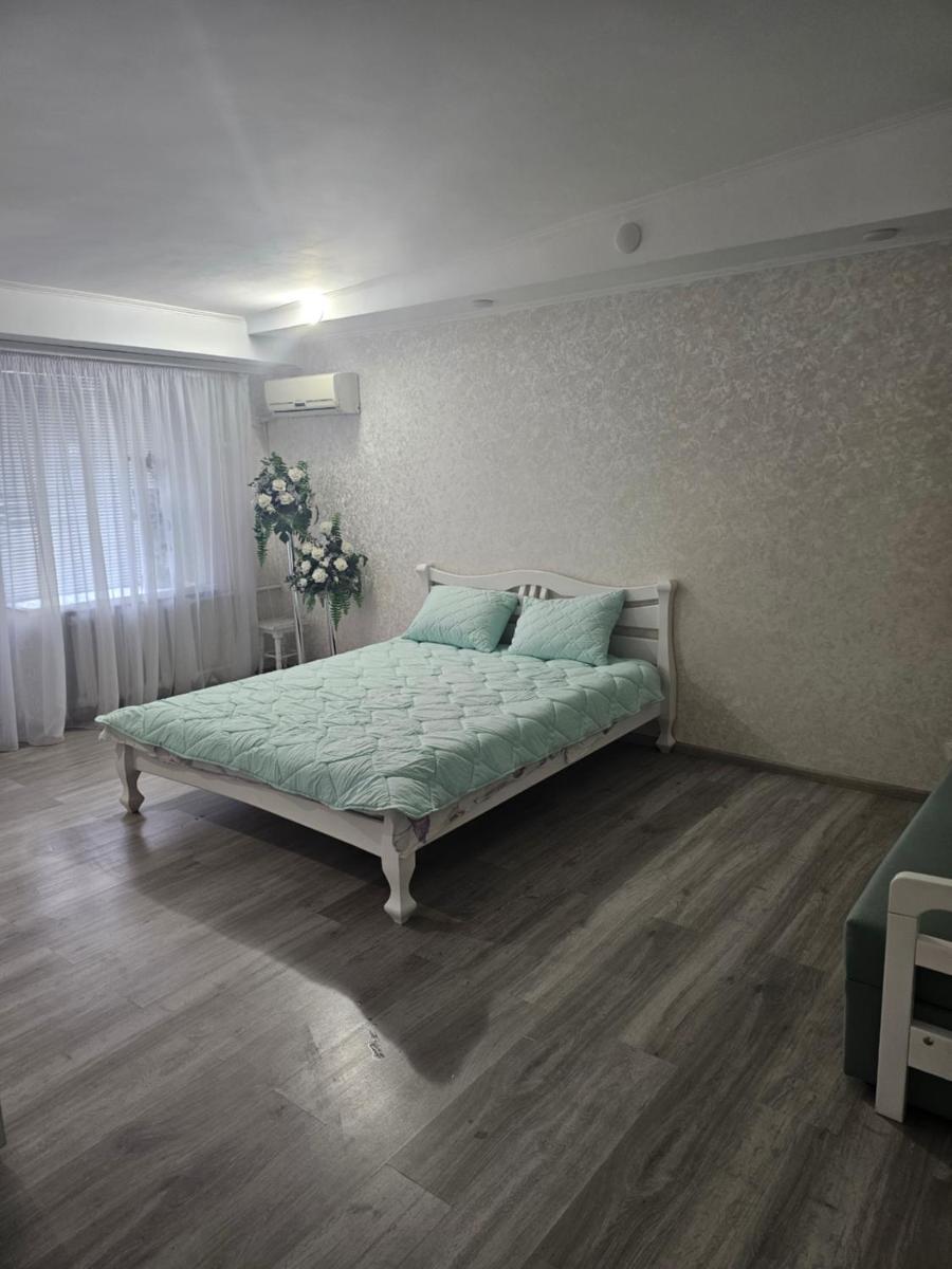 White apartament - Housity