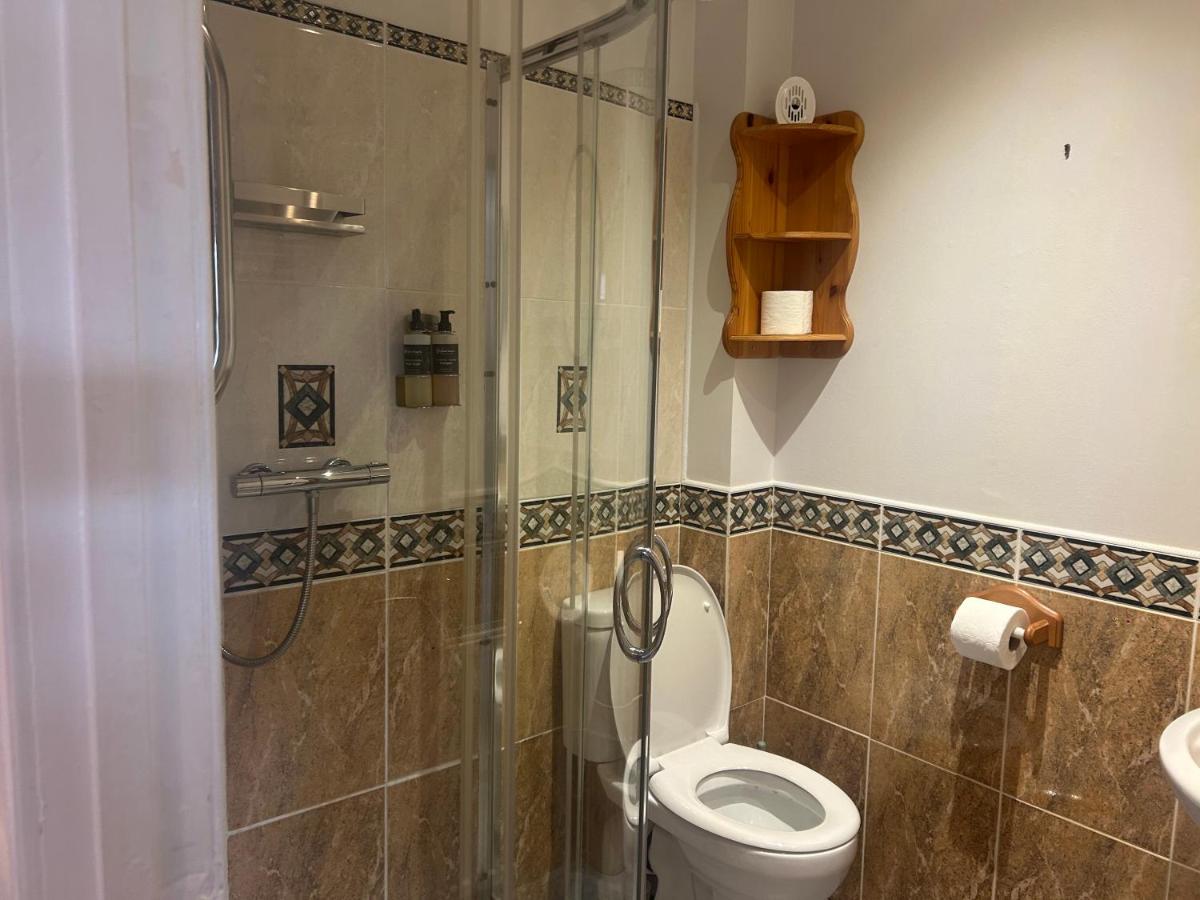 Lyn leven cottages - Housity