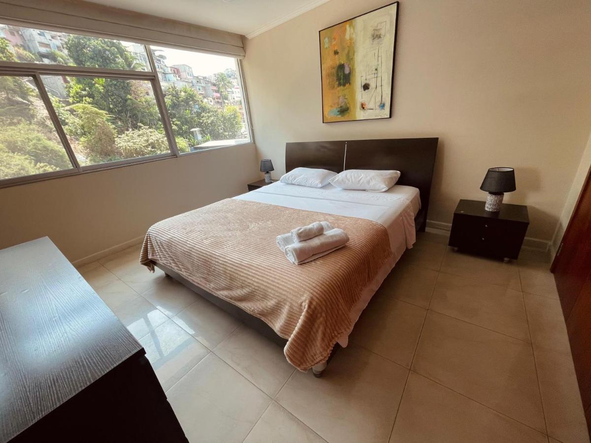 Gallery Suite en Riverfront Puerto Santa Ana - Housity
