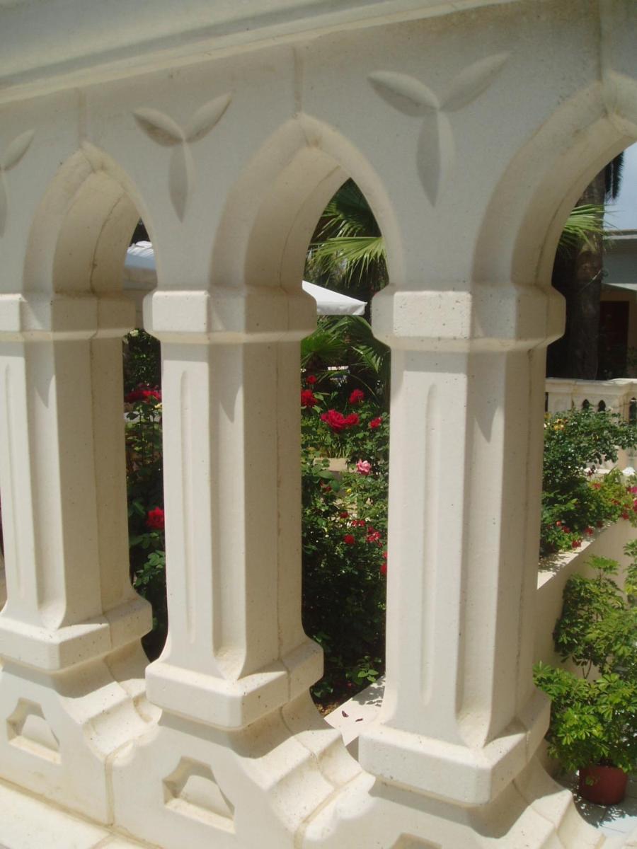 Jardín al aire libre en Hotel Ciutat Jardi