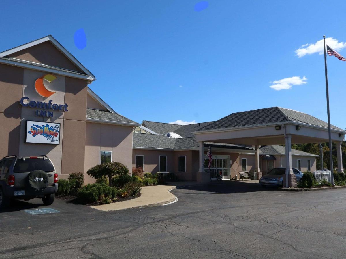 Comfort Inn Splash Harbor - Housity