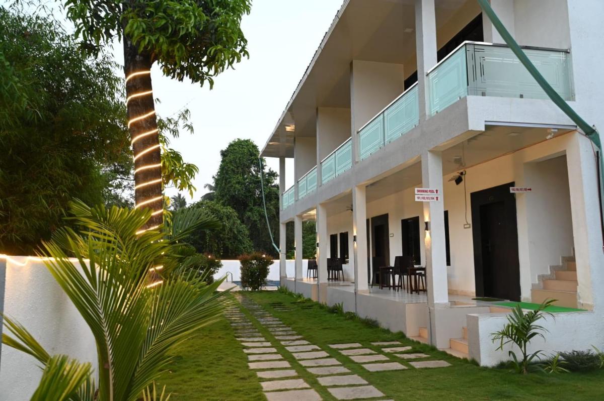 Golden Pearl Resort By Gemstone Hospitality - Housity