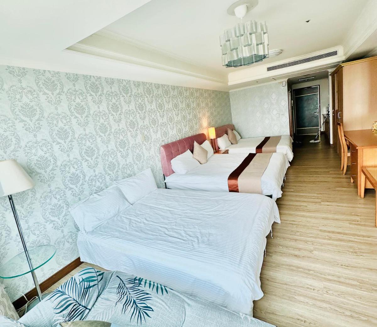 Luxury House - Housity