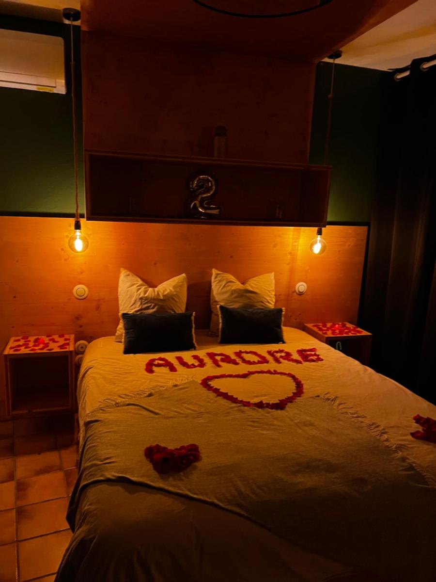 Charmant appart avec SPA bain à remous sur Avignon - Housity
