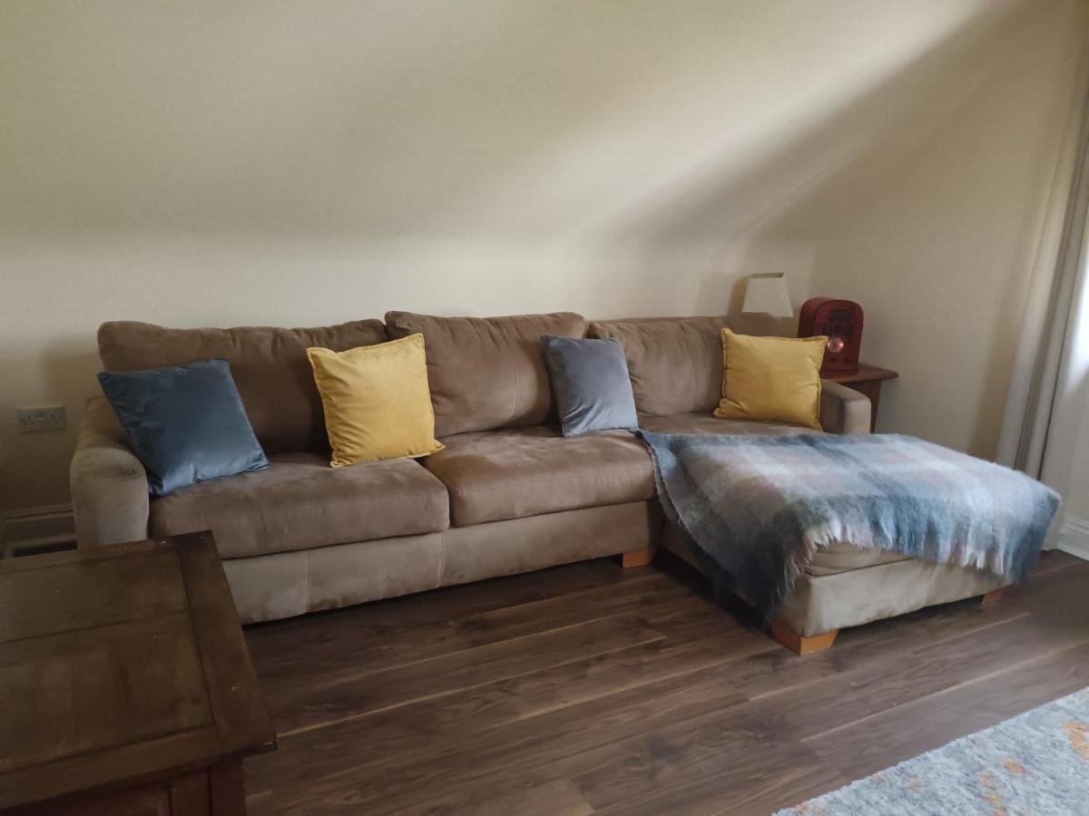 Victoria's Countryside Apartment - Housity