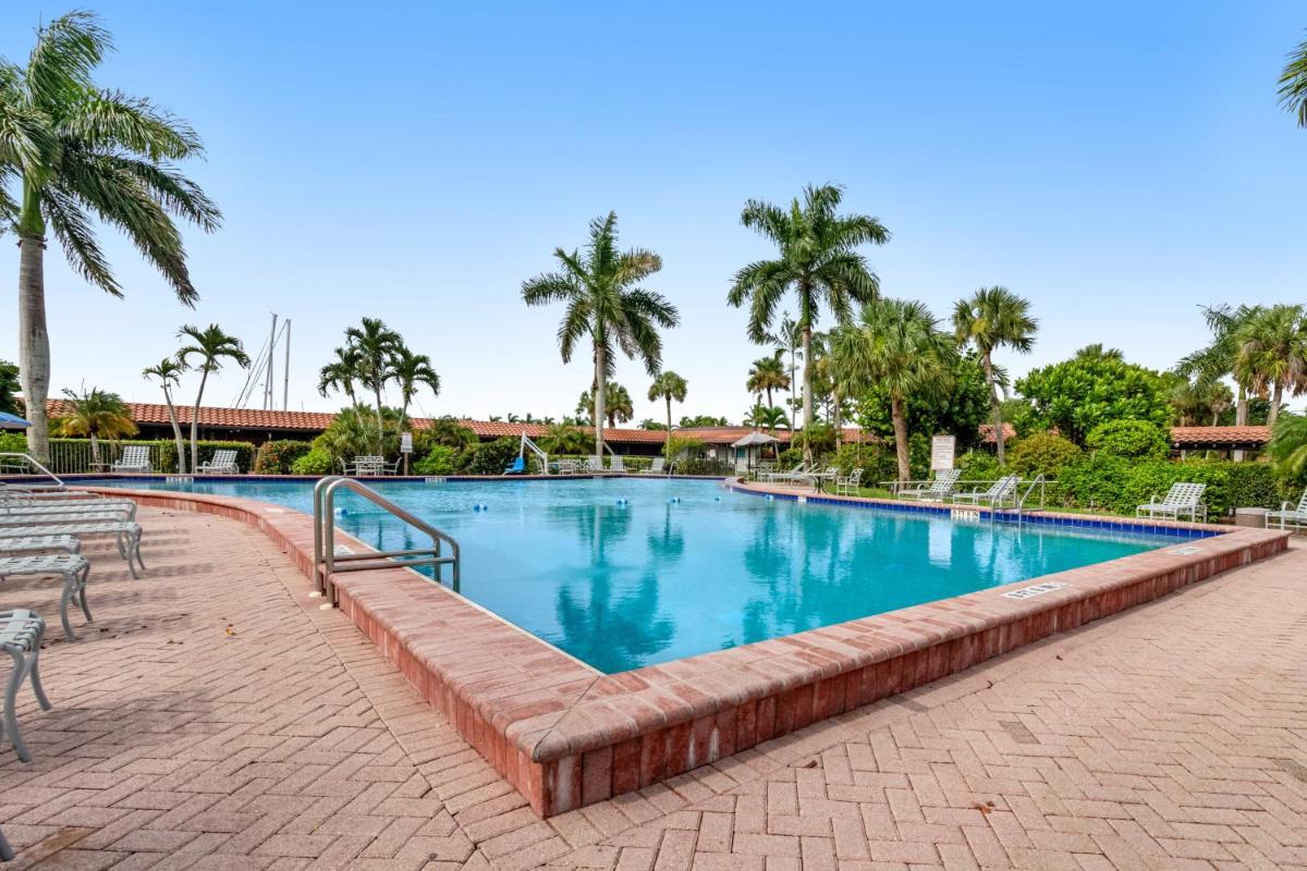 Port of the Islands - Housity