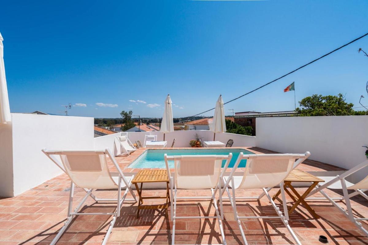 Guesthouse Casa Felicia - Housity