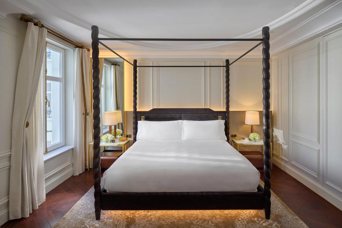 Cama o camas de una habitación en Mandarin Oriental Ritz, Madrid
