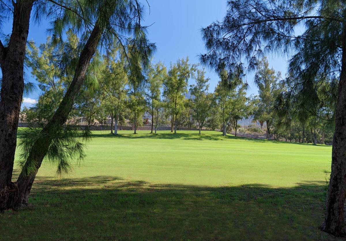 Instalaciones para jugar al golf en el hotel o alrededores